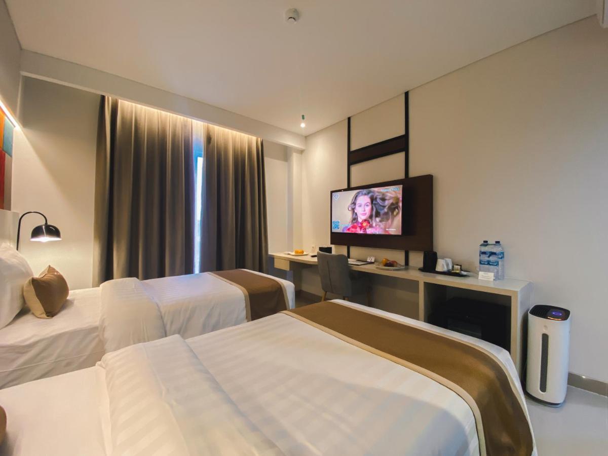Patra Dumai Hotel מראה חיצוני תמונה